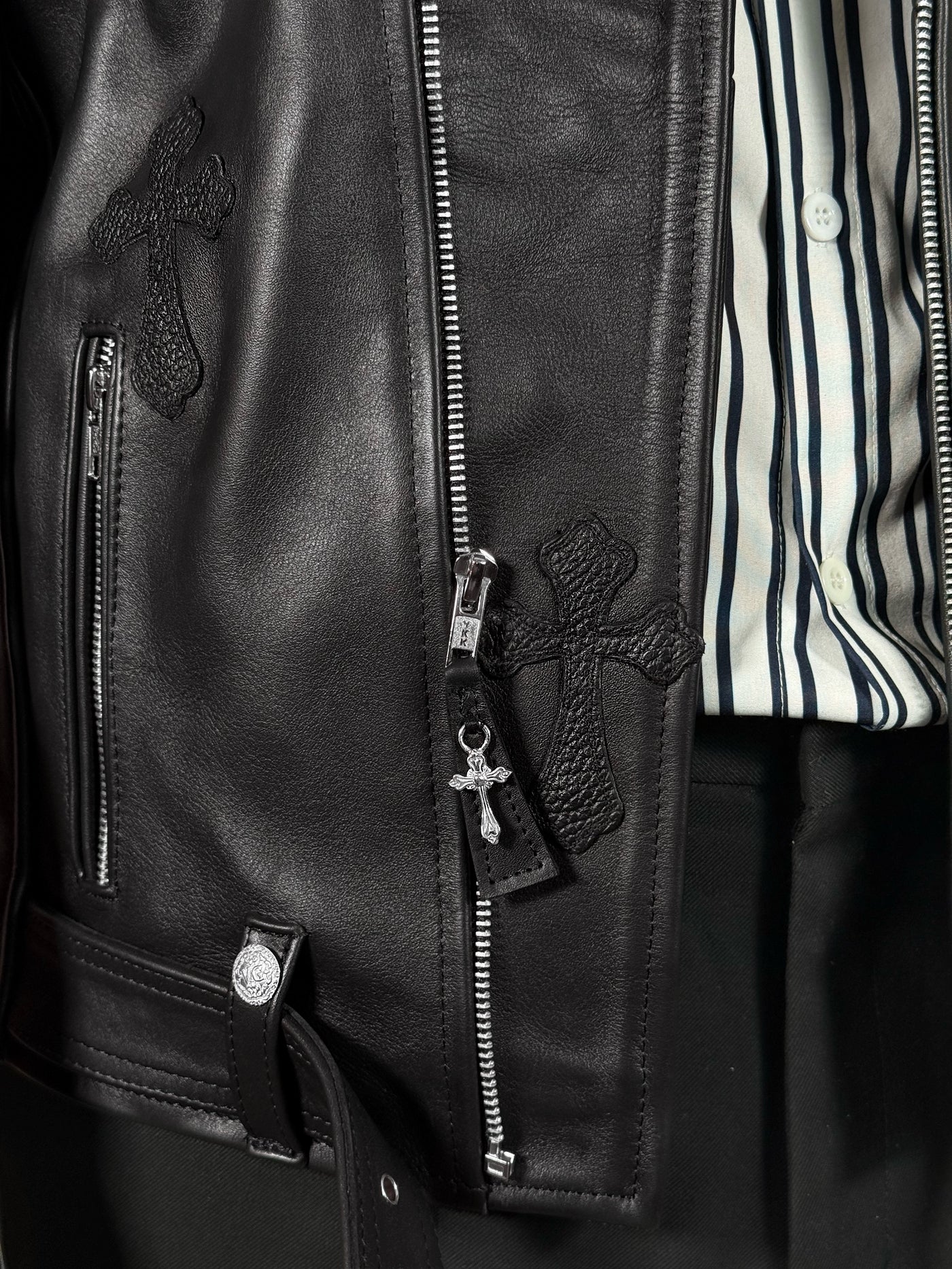 Biker edición especial no.1 cuero y plata