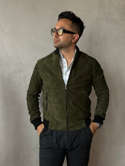 Bomber verde militar gamuza