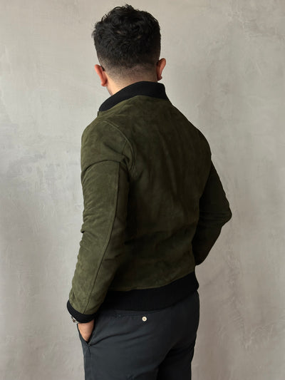 Bomber verde militar gamuza