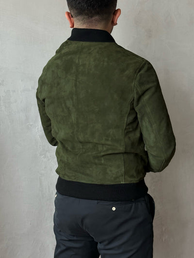 Bomber verde militar gamuza