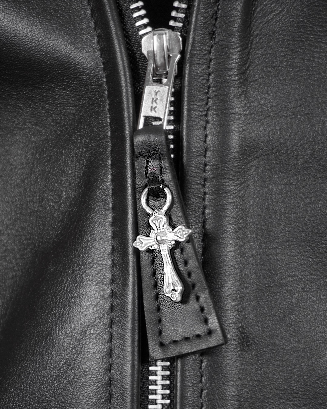 Biker edición especial no.1 cuero y plata