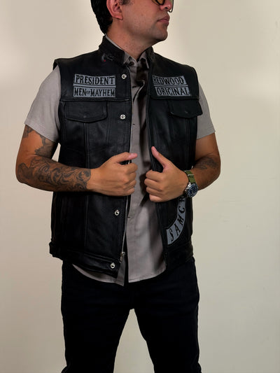 Chaleco Anarchy black bordado