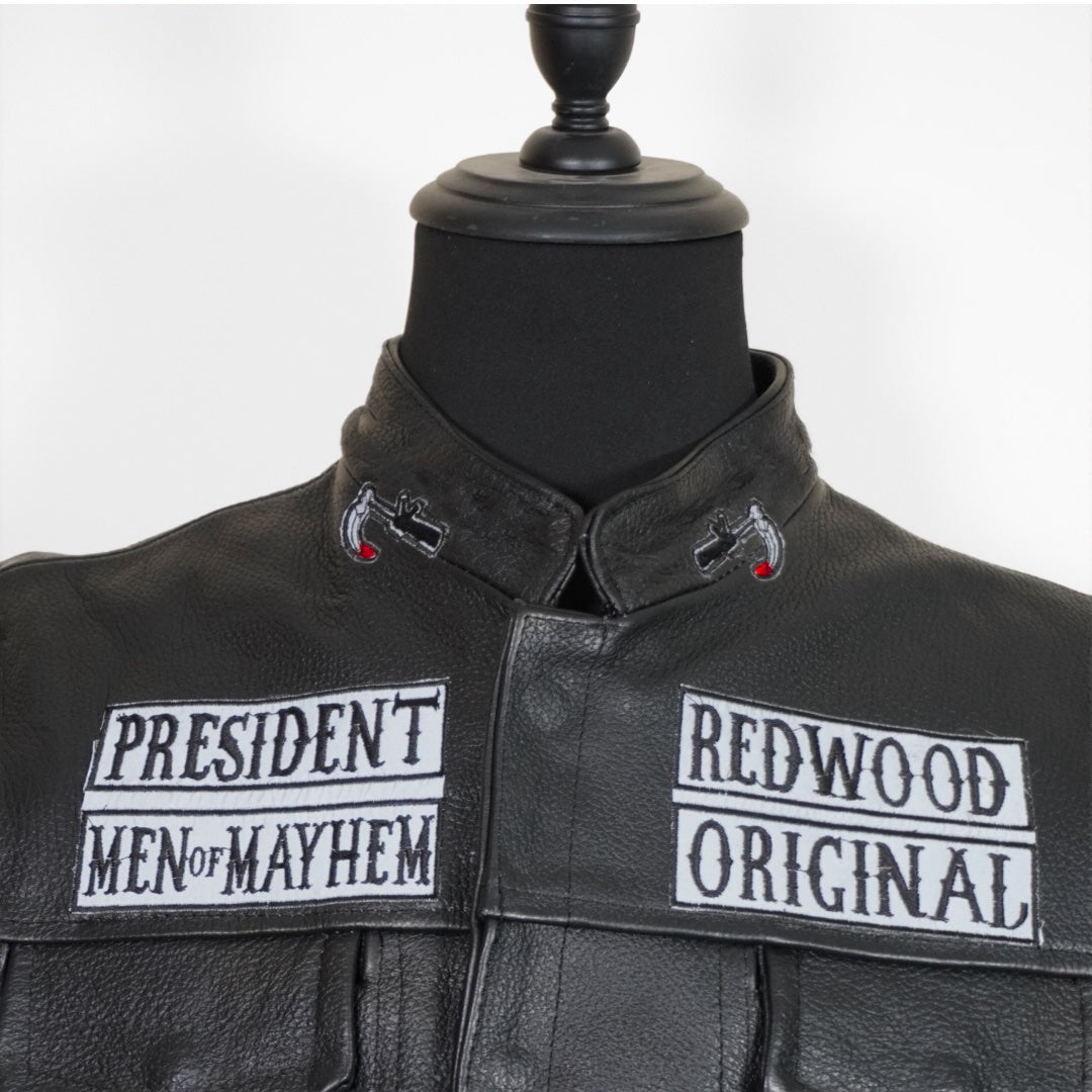 Chaleco Anarchy black bordado