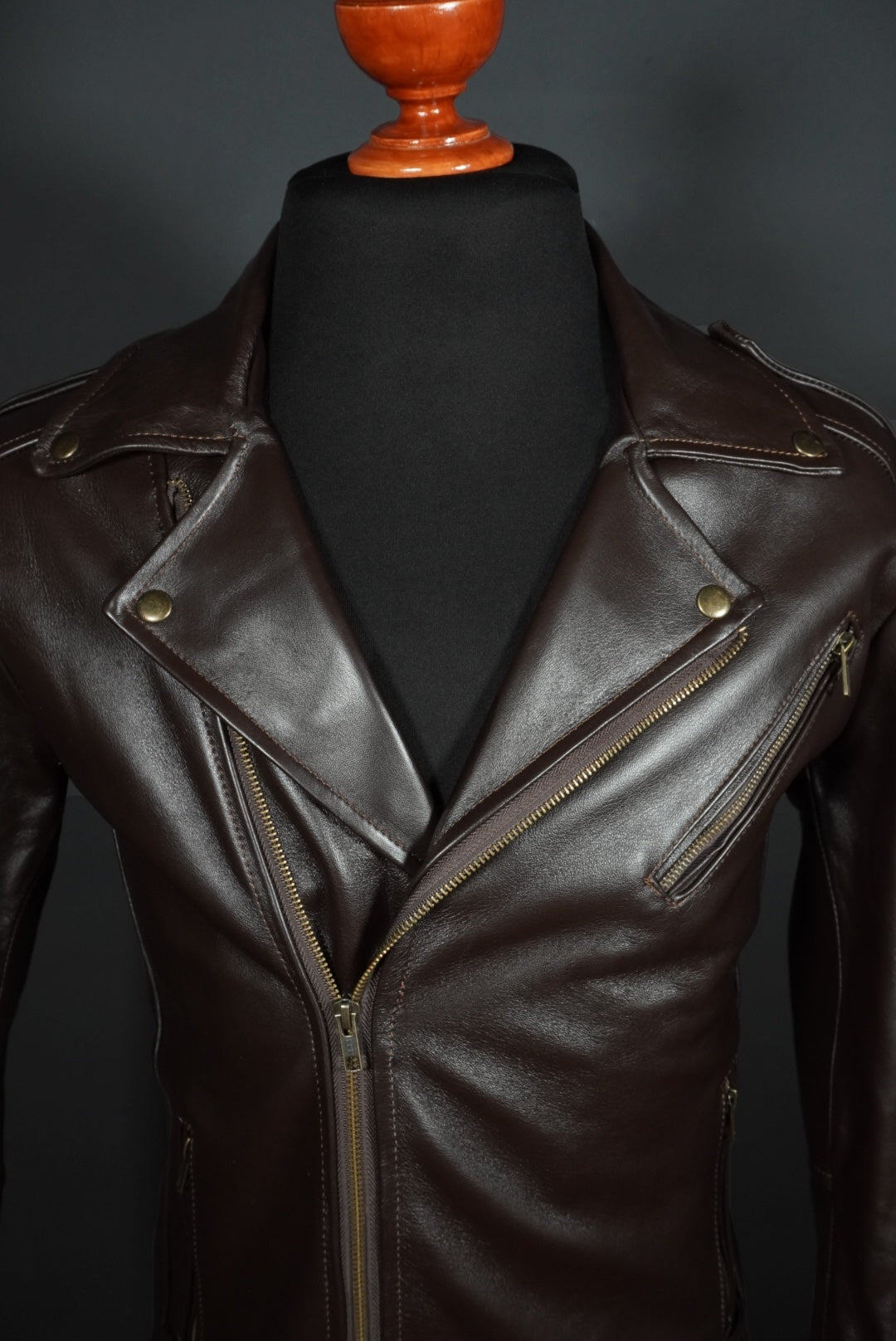 <transcy>Biker no.1 classic brown</transcy>