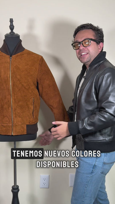 <transcy>BOMBER</transcy>