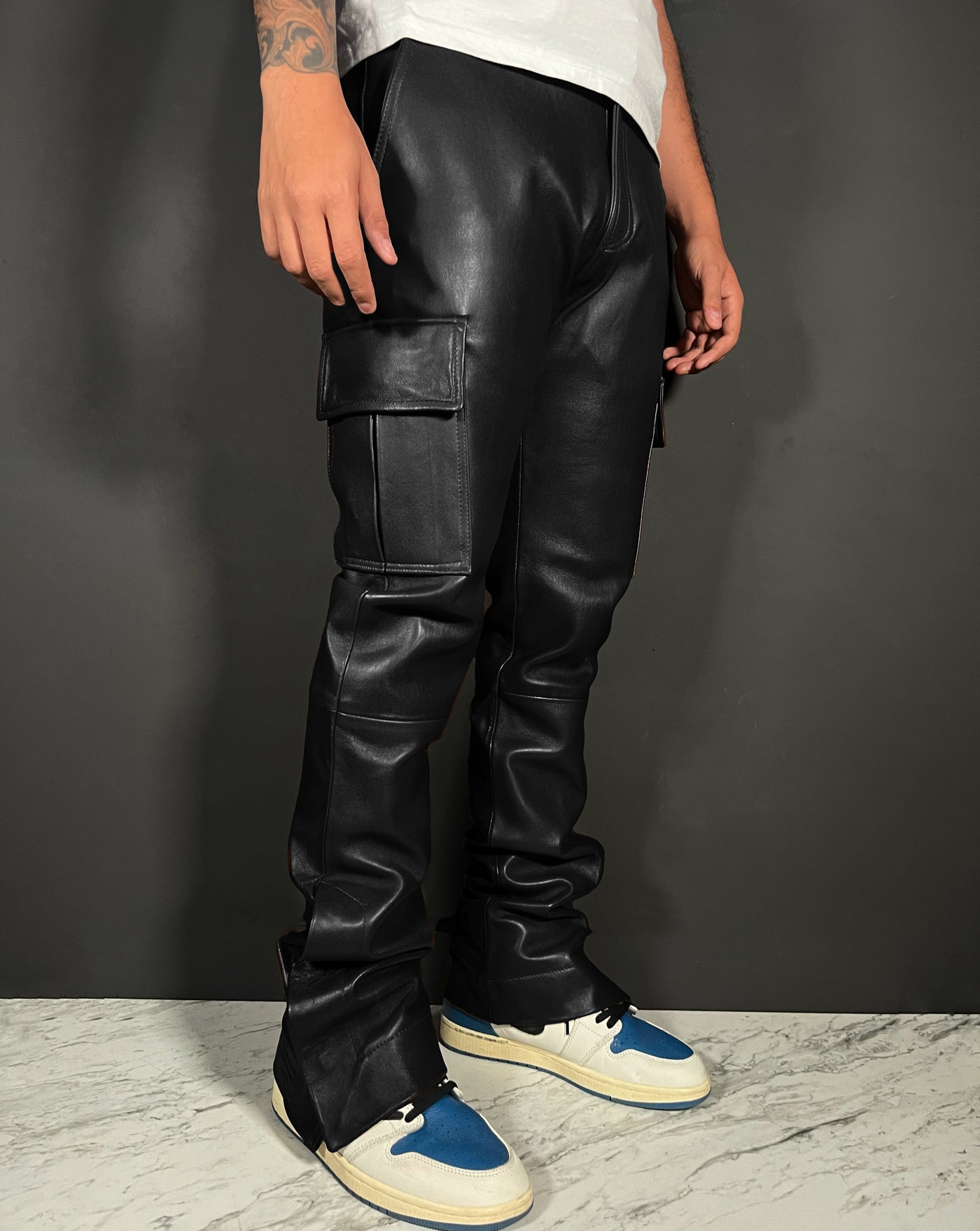 Loiter Shadow Cargo Pants Black